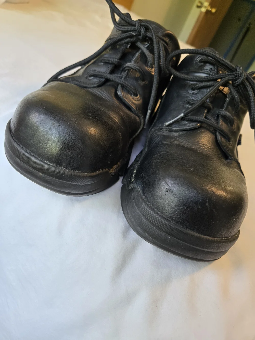 Wolverine Leather Work Boots Lace Up Size 10.5 Extra Wide Oil Slip Resistant